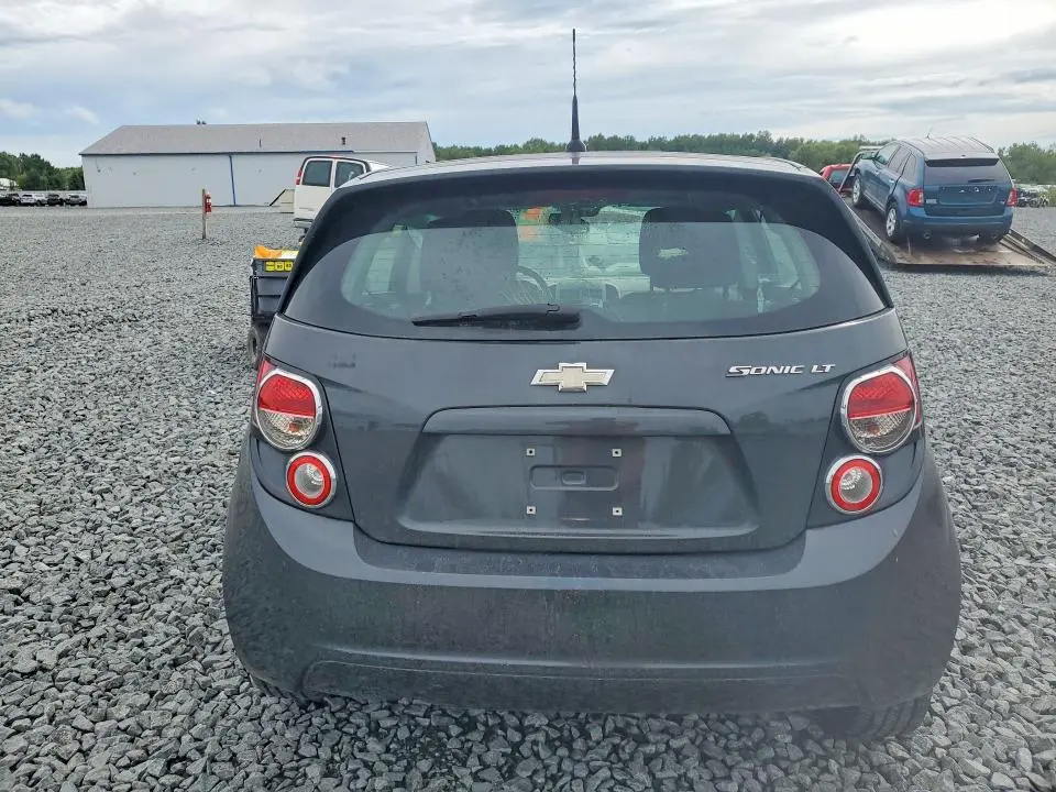 2014 CHEVROLET SONIC LT  