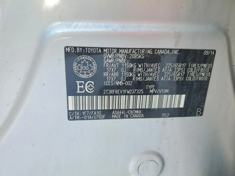 2015 TOYOTA RAV4 XLE  