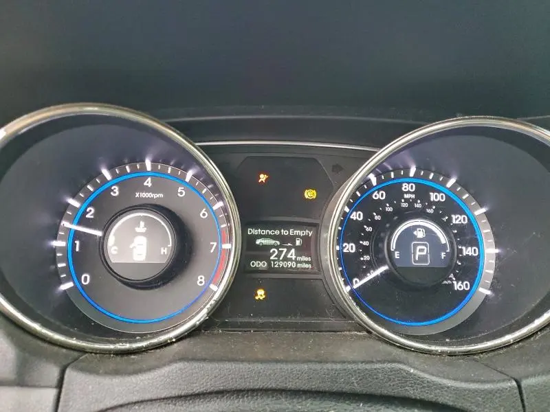 2011 HYUNDAI SONATA GLS  