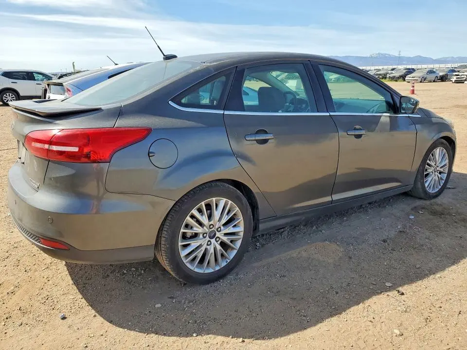 2015 FORD FOCUS TITANIUM  