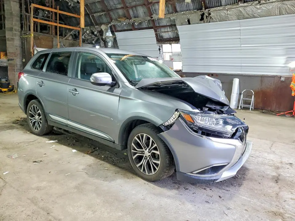 2016 MITSUBISHI OUTLANDER SE  