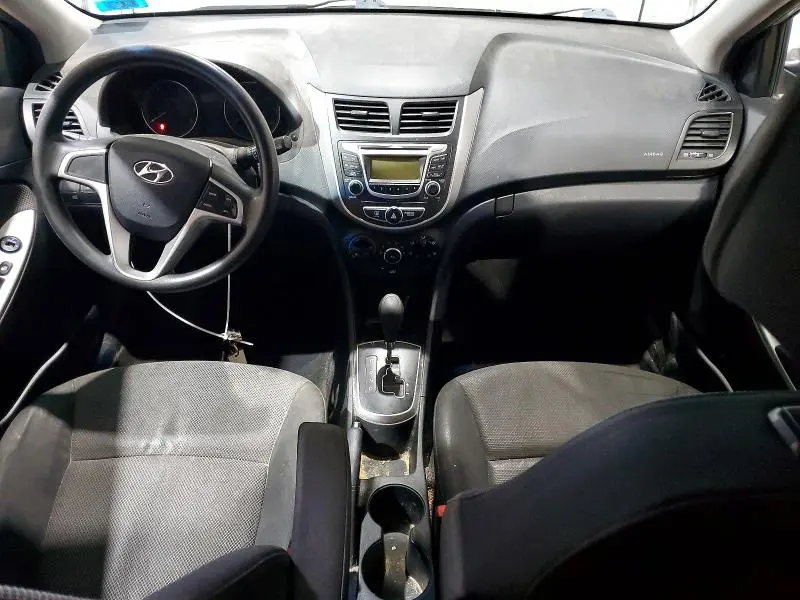 2013 HYUNDAI ACCENT GLS  