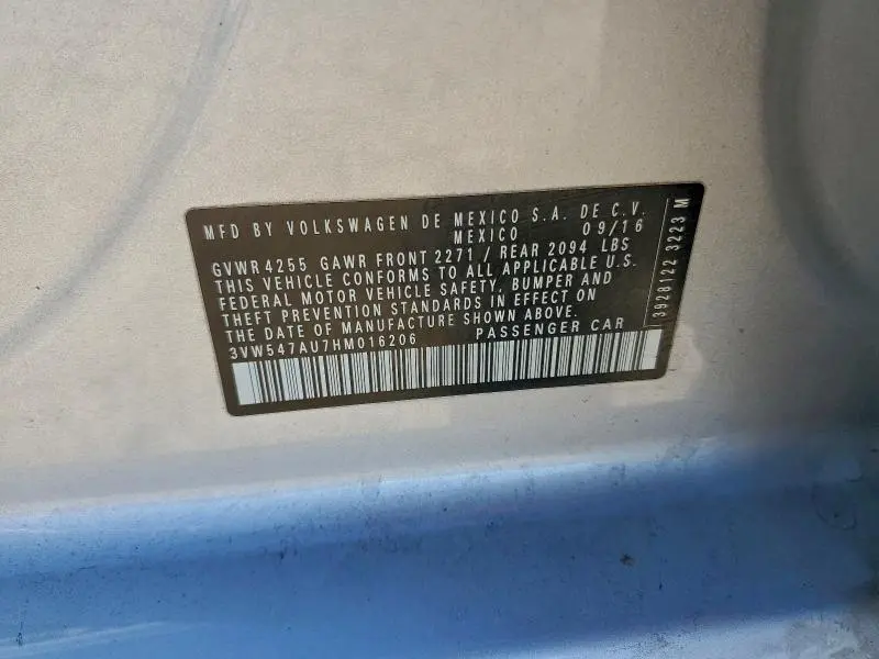 2017 VOLKSWAGEN GTI SPORT  