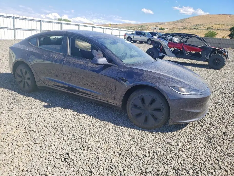 2026 TESLA MODEL 3   