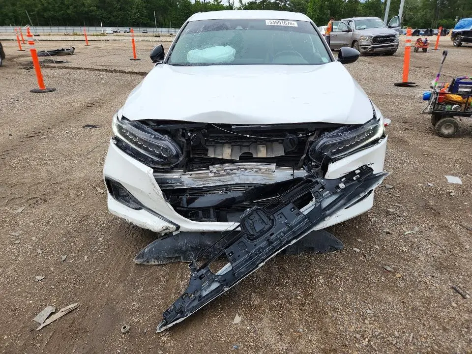 2021 HONDA ACCORD   