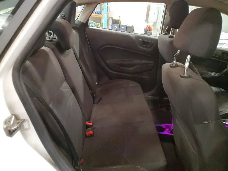 2017 FORD FIESTA SE  
