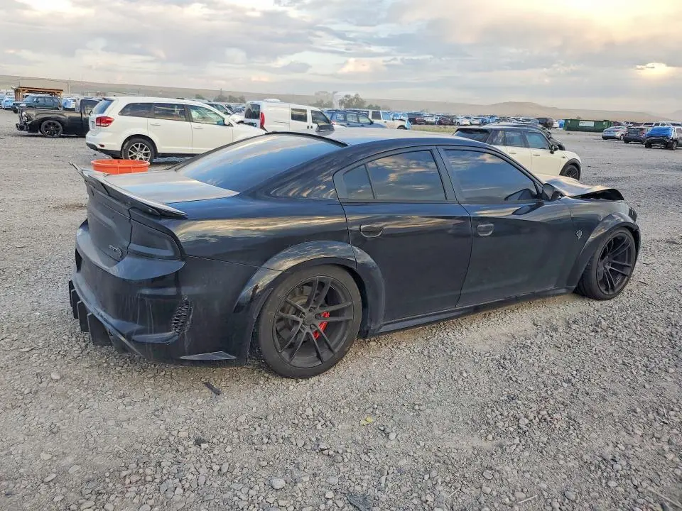 2017 DODGE CHARGER SRT HELLCAT  