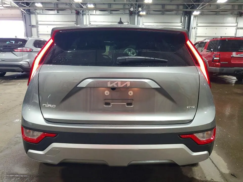 2024 KIA NIRO LX  
