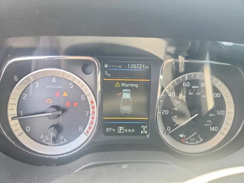 2019 NISSAN TITAN SV  