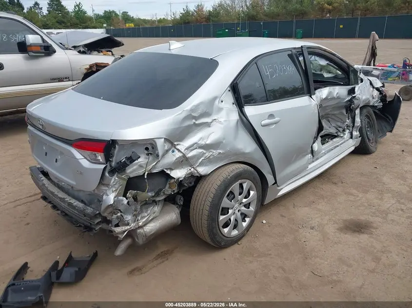 2022 TOYOTA COROLLA LE