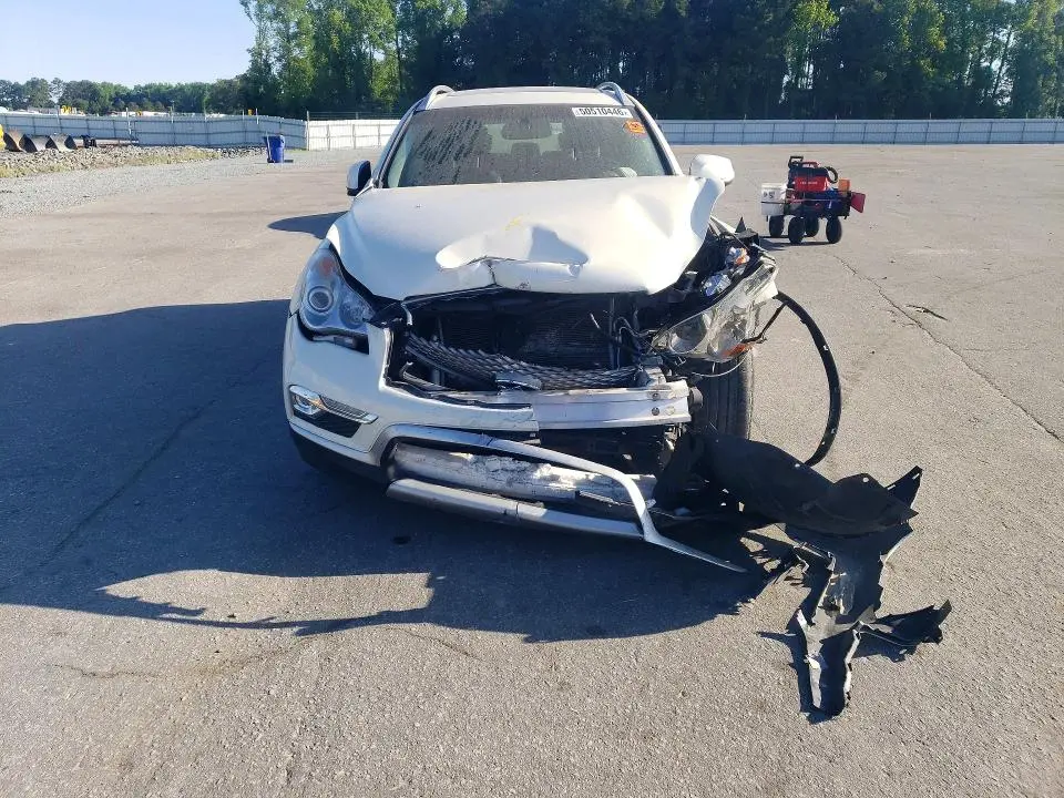 2016 INFINITI QX50 BASE  