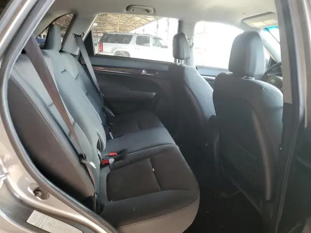 2013 KIA SORENTO LX  