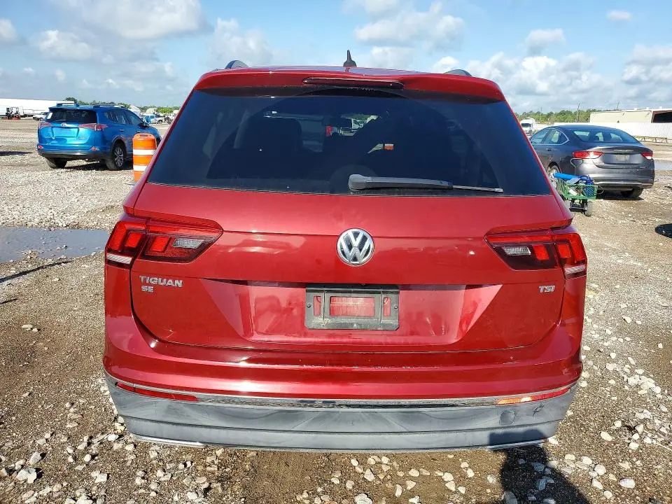2018 VOLKSWAGEN TIGUAN SE  
