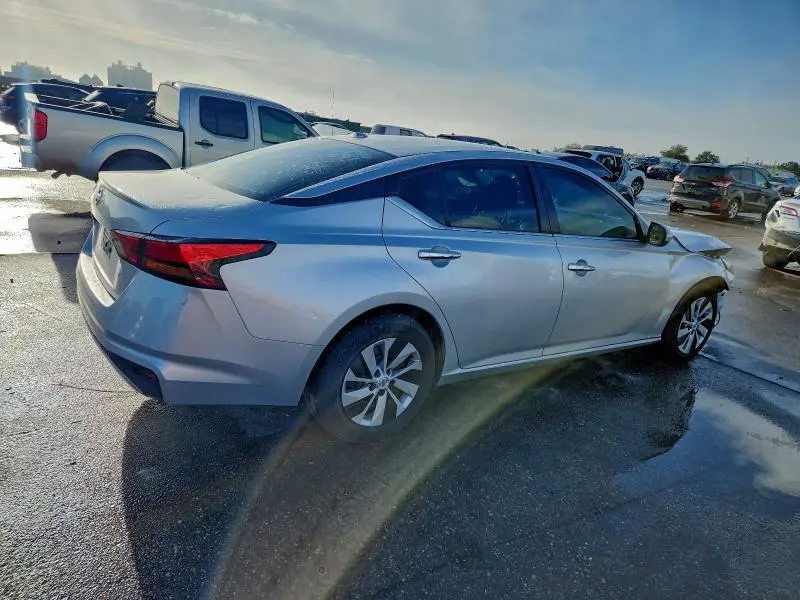 2019 NISSAN ALTIMA S  