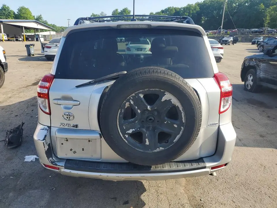 2011 TOYOTA RAV4   