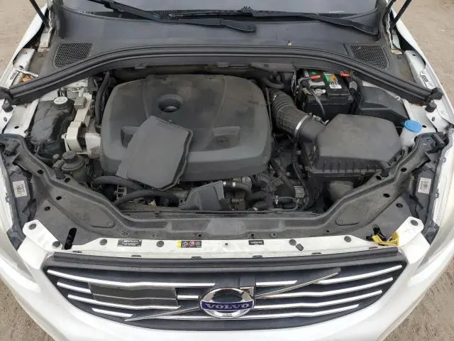 2016 VOLVO XC60 T6 PLATINUM  