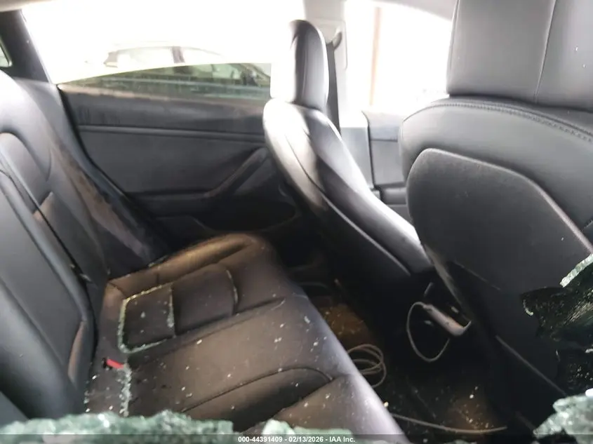 2021 TESLA MODEL 3 STANDARD RANGE PLUS REAR-WHEEL DRIVE