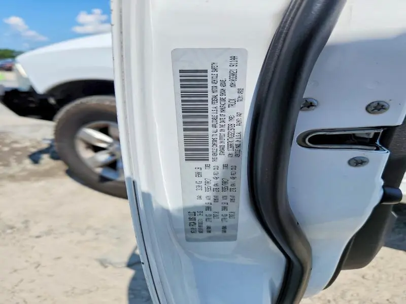 2016 RAM 1500 ST  