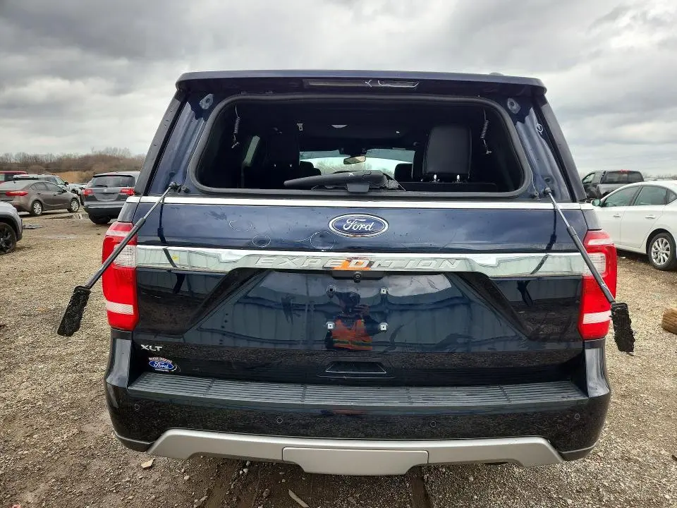 2021 FORD EXPEDITION XLT  