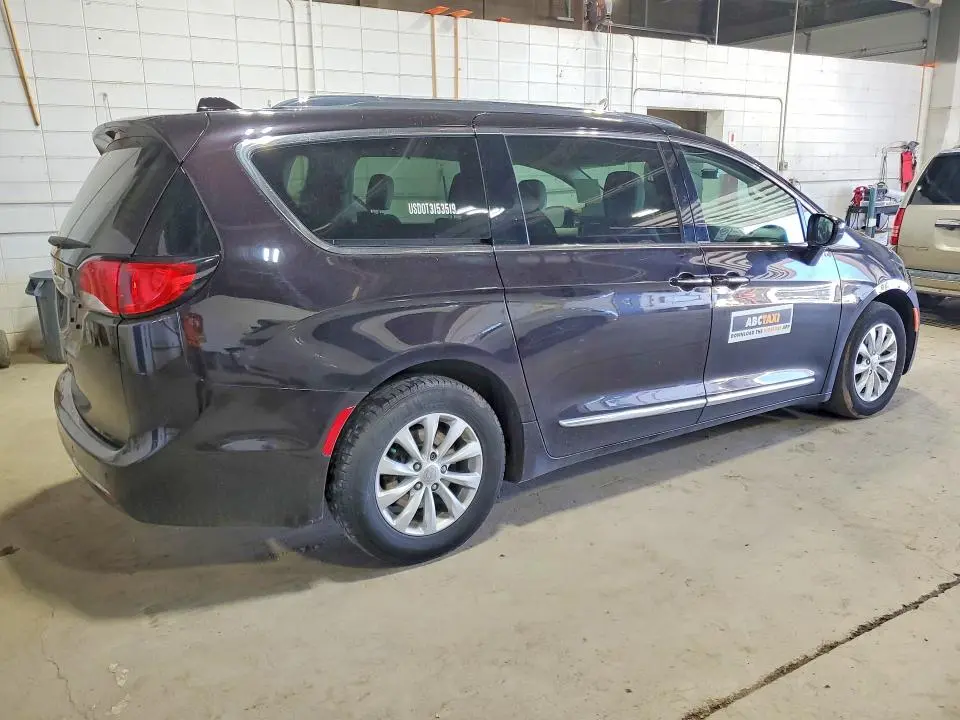 2019 CHRYSLER PACIFICA TOURING L  