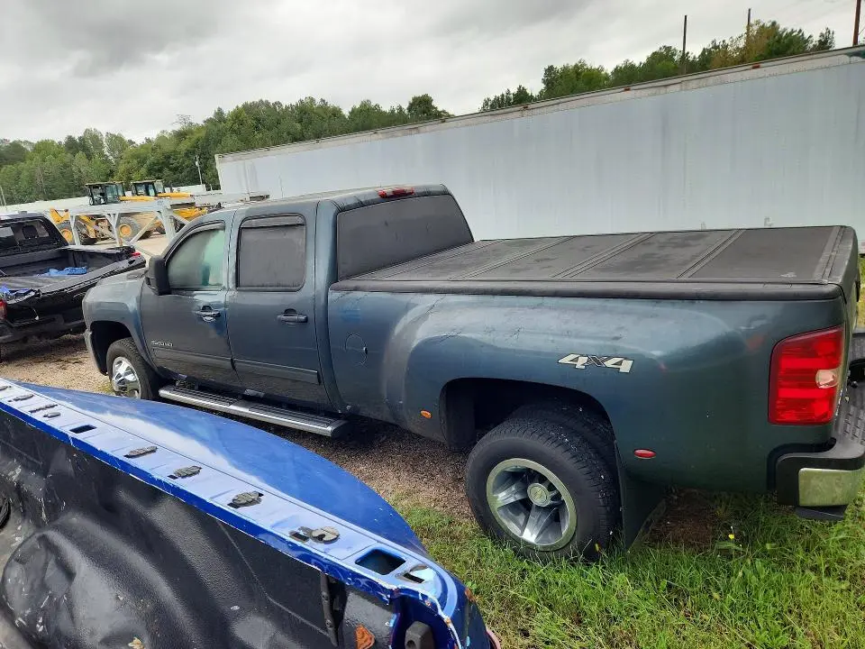 2010 CHEVROLET SILVERADO K3500 LTZ  