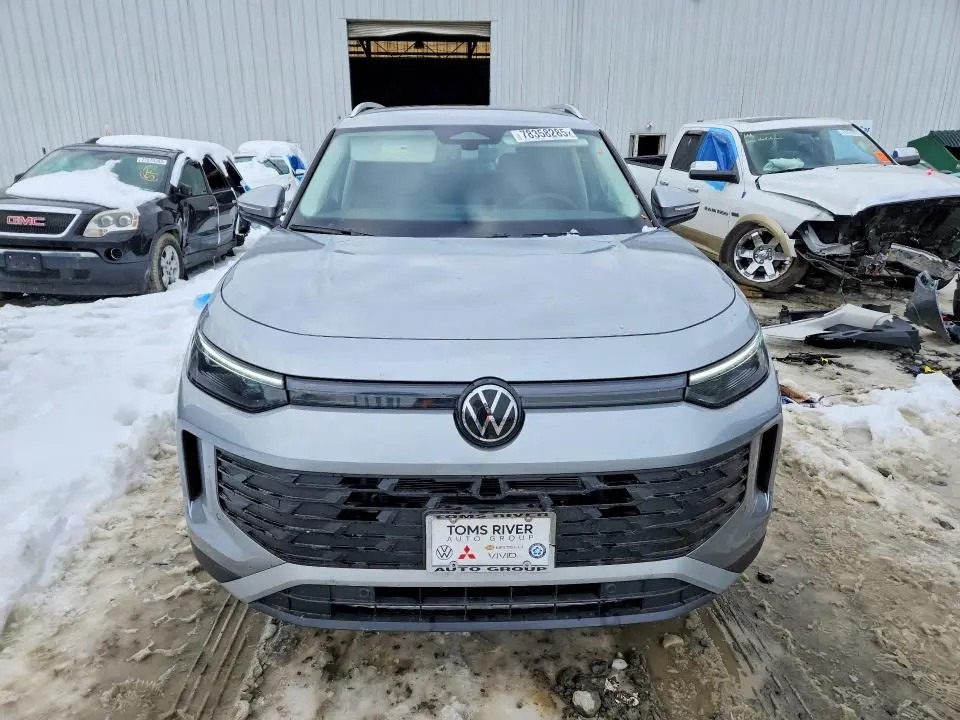 2025 VOLKSWAGEN TIGUAN SE  