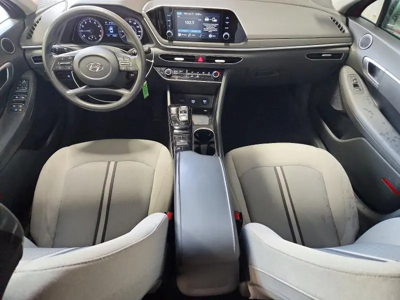 2020 HYUNDAI SONATA SE  