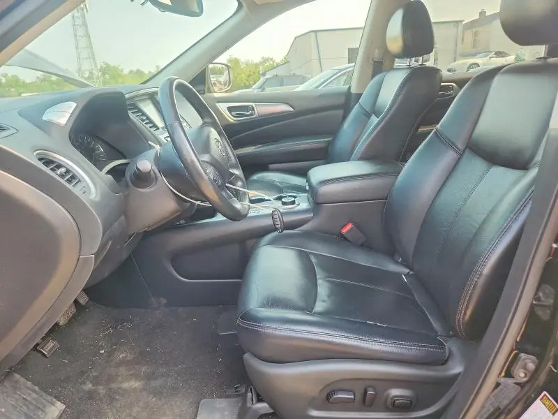 2019 NISSAN PATHFINDER SL  