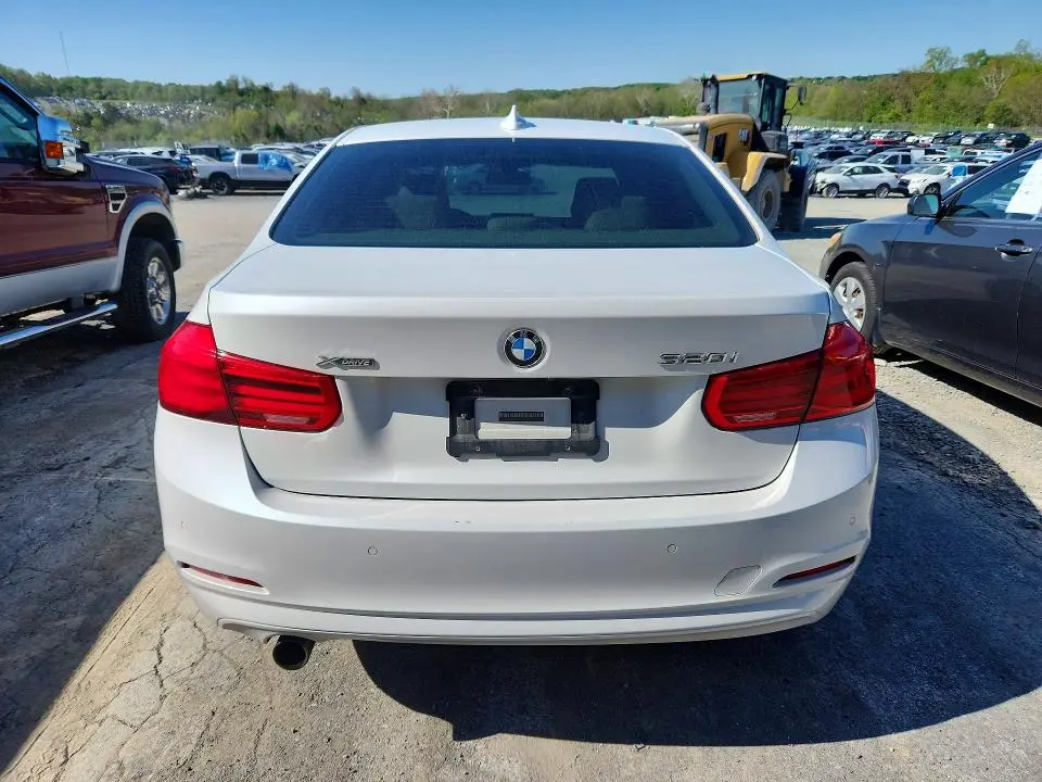 2016 BMW 320 XI  