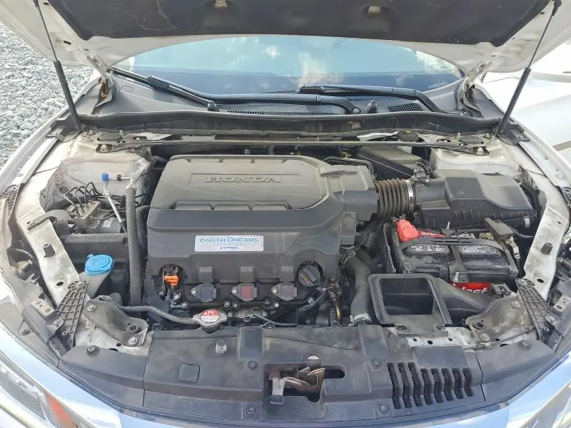 2017 HONDA ACCORD TOURING  