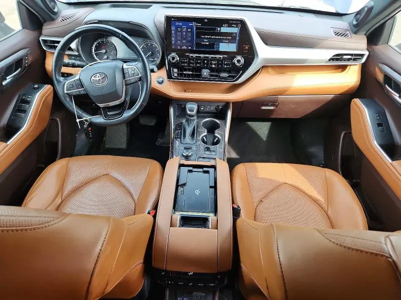 2022 TOYOTA HIGHLANDER PLATINUM  