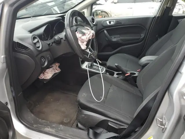 2016 FORD FIESTA SE  