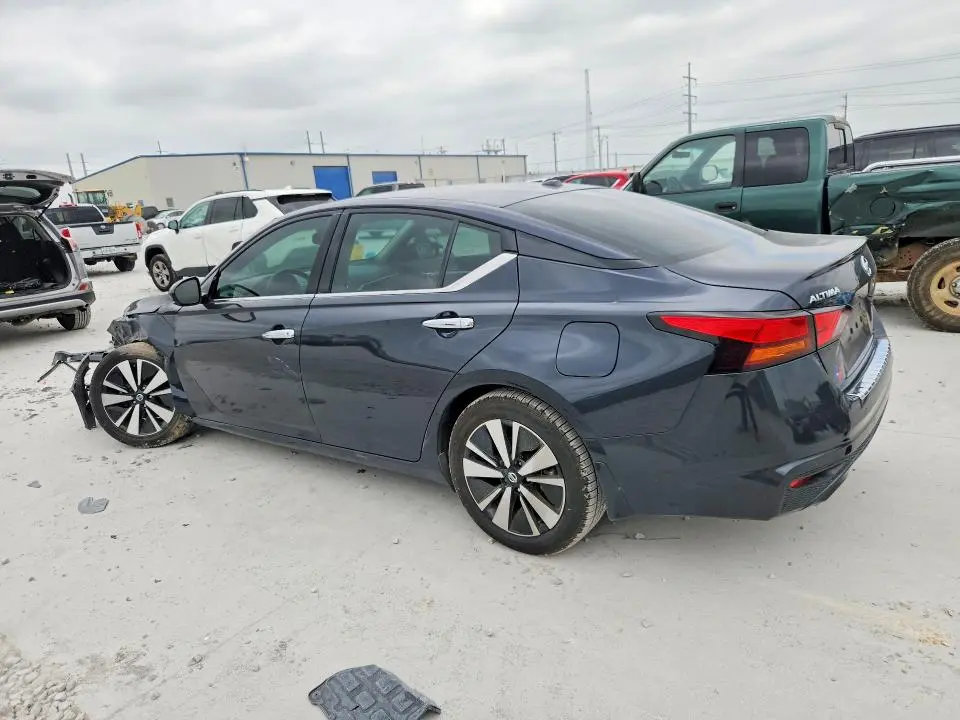 2020 NISSAN ALTIMA SV  