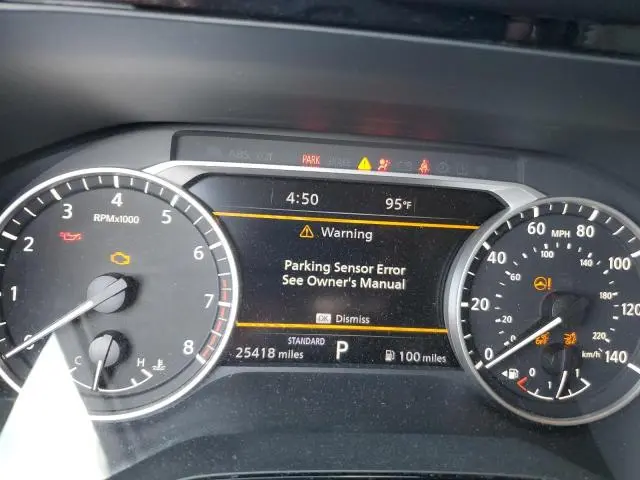 2024 NISSAN PATHFINDER SL  
