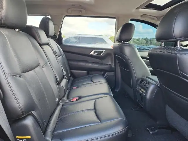 2016 NISSAN PATHFINDER S  