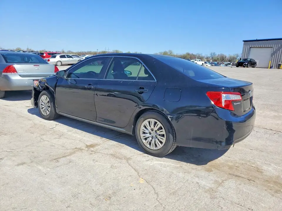 2012 TOYOTA CAMRY LE  
