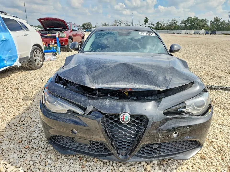 2019 ALFA ROMEO GIULIA   