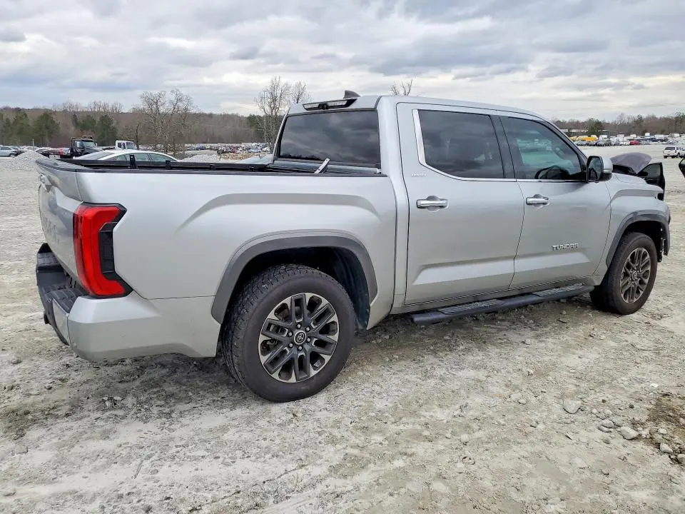 2023 TOYOTA TUNDRA CREWMAX LIMITED  