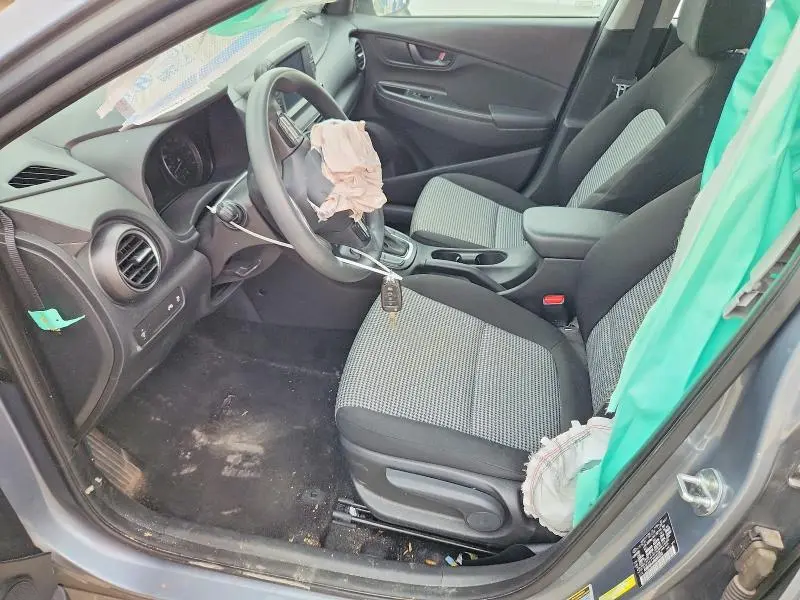 2021 HYUNDAI KONA SE  