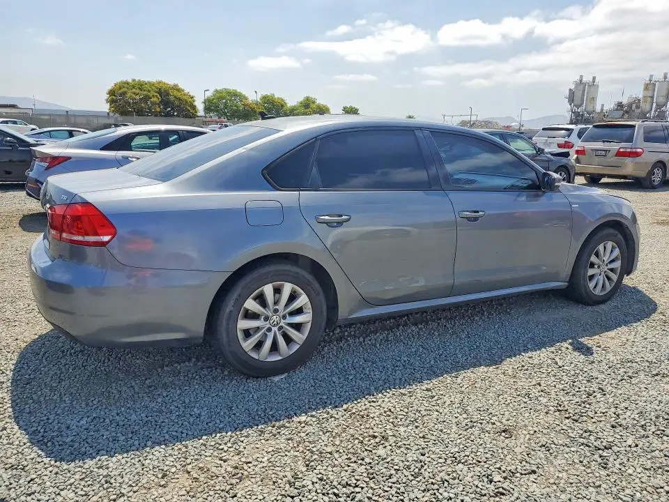 2014 VOLKSWAGEN PASSAT S  