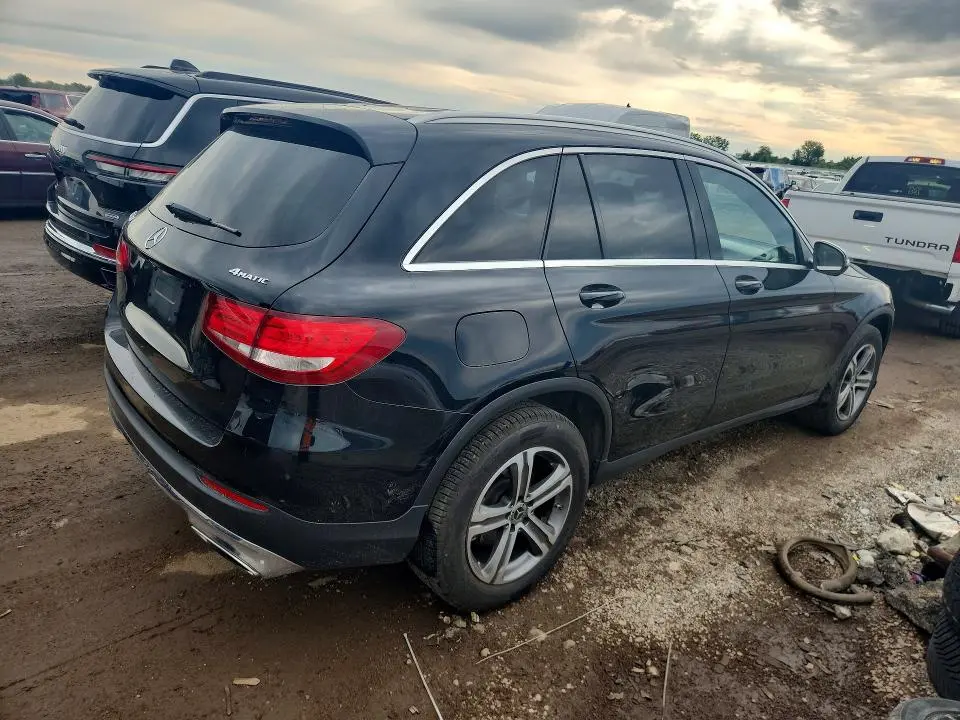 2019 MERCEDES-BENZ GLC 300 4MATIC  