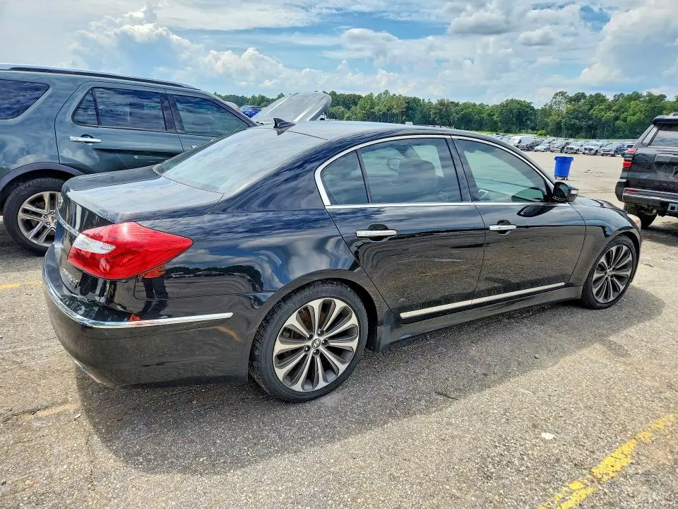 2013 HYUNDAI GENESIS 5.0L  