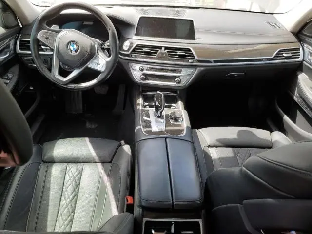 2020 BMW 750 XI  