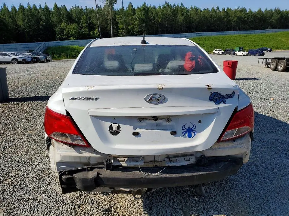 2015 HYUNDAI ACCENT GLS  
