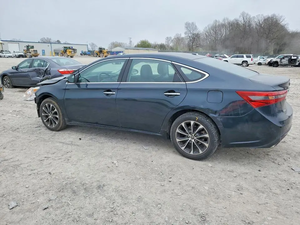2016 TOYOTA AVALON XLE  