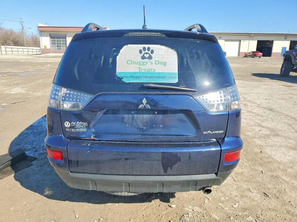 2011 MITSUBISHI OUTLANDER SE  