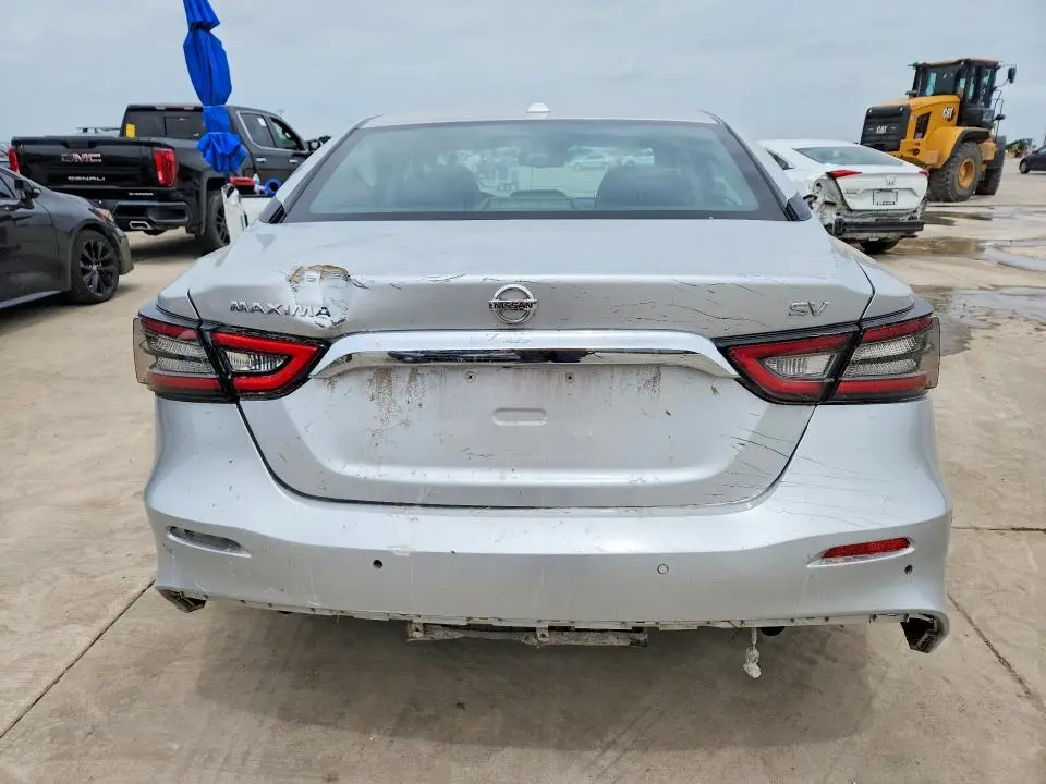 2021 NISSAN MAXIMA SV  