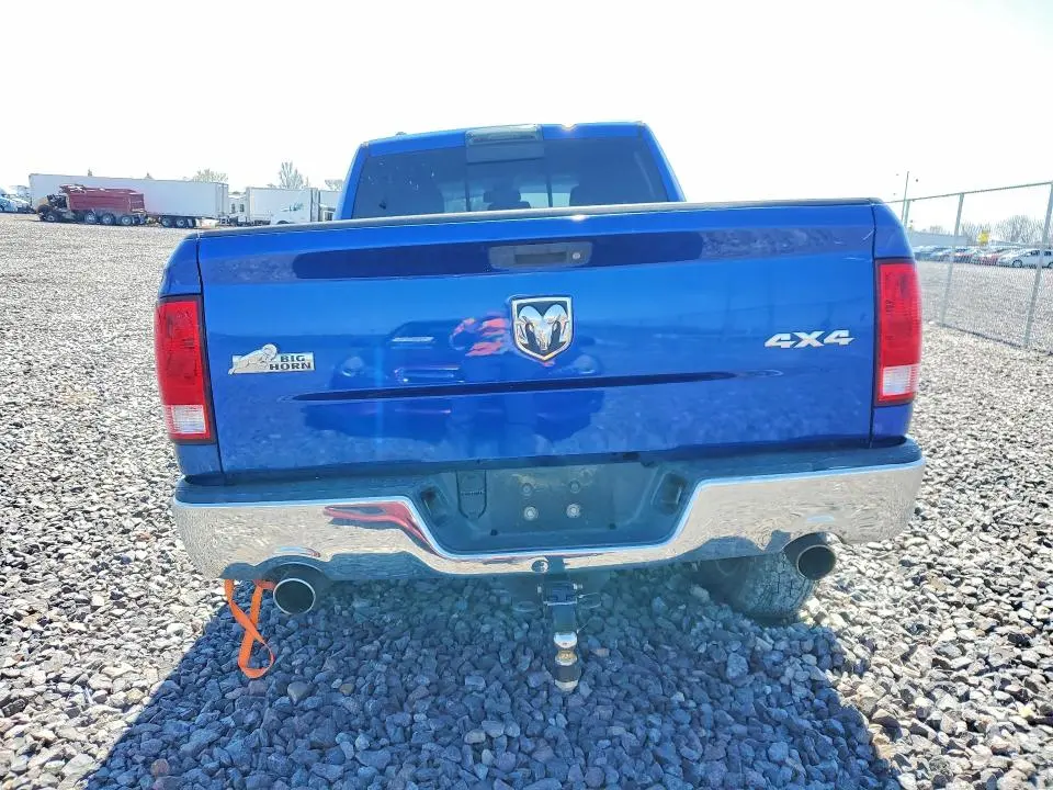 2015 RAM 1500 SLT  