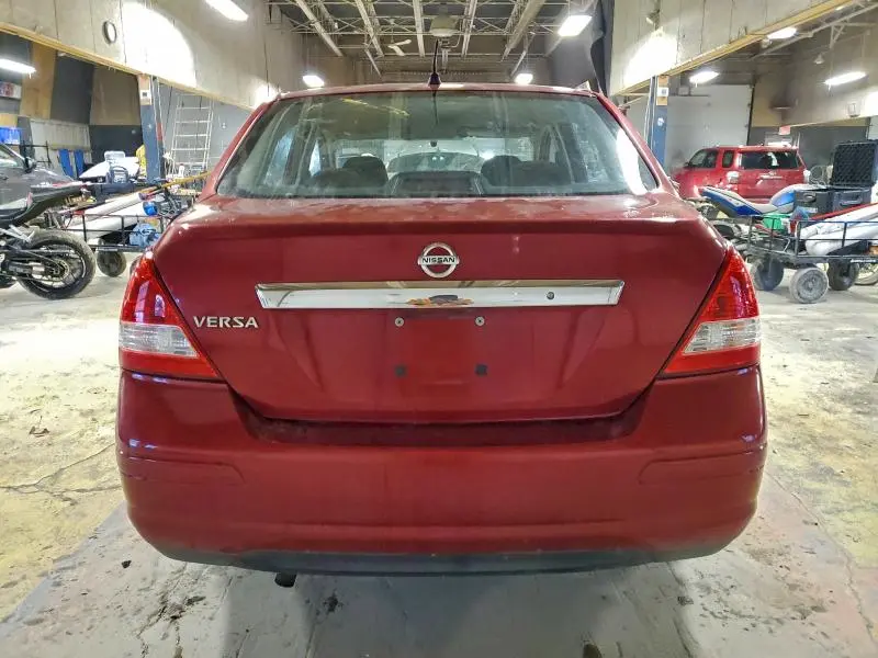 2011 NISSAN VERSA S  