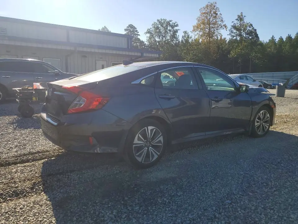 2017 HONDA CIVIC EX  